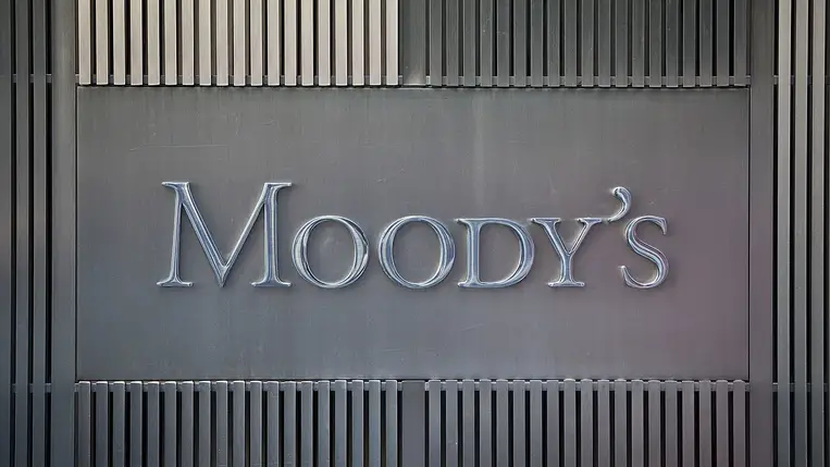 A Moody's visszavonta a Nemzetközi Beruházási Bank minősítését