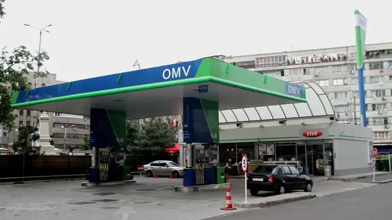 Az osztrák OMV leállította oroszországi befektetéseit 