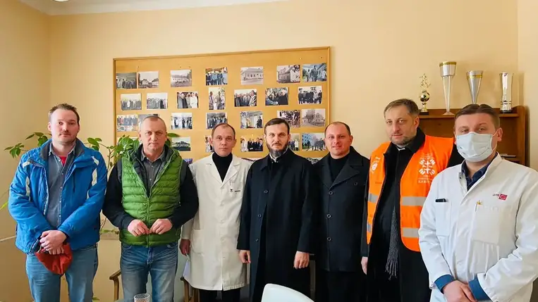 Lélegeztetőgépek és gyógykészítmények érkeztek Beregszászba