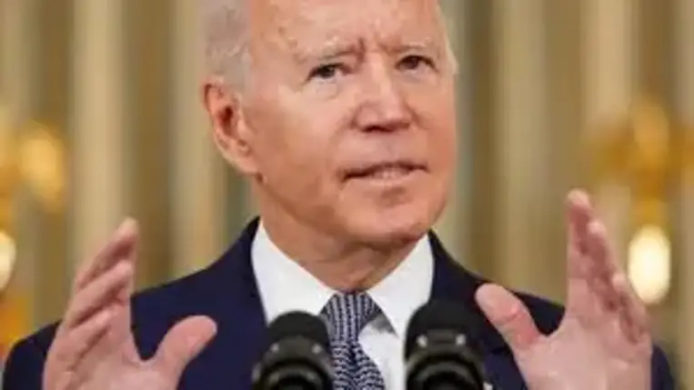 "Meglehet, ír vagyok, de attól még nem vagyok hülye" - mondta Joe Biden amerikai elnök azon az ünnepi gálán, amelyet Írország védőszentje, Szent Patrik ünnepe alkalmából rendeztek csütörtökön Washingtonban.