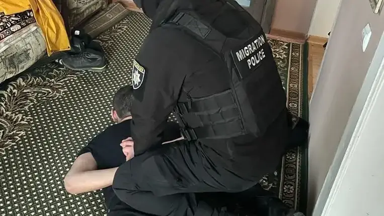 A "zöld" határon akartak elszökni, elfogták az embercsempészt