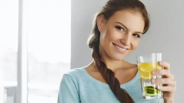 Reggel ezért jó citromos vizet inni