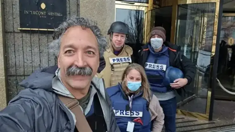 Meghalt a Fox News két újságírója, amikor a gépkocsijukra lőttek Kijev közelében