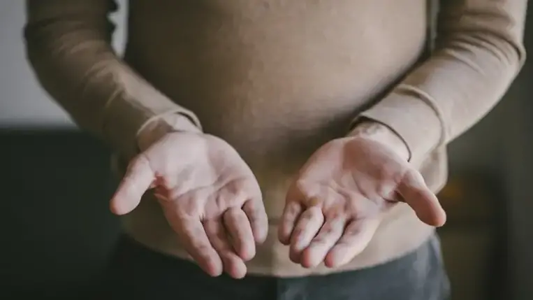 Zsibbad a keze? Komoly bajt jelezhet!