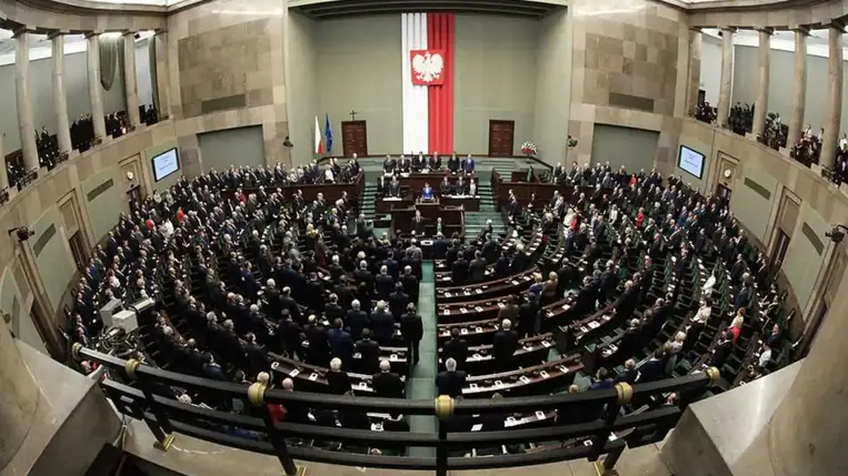 A lengyel szejm megszavazta az ukrajnai menekültek befogadásáról szóló különleges törvényt