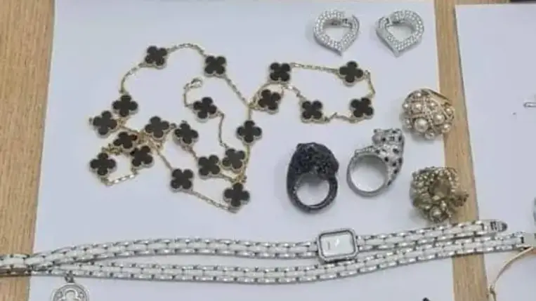 Több millió dollárral akarta átlépni a román határt az Ukrajnából menekülő pár