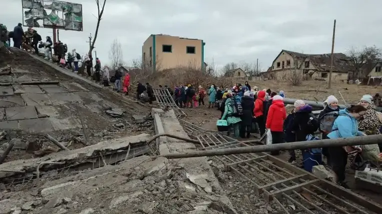 Humanitárius folyosók megnyitását ígérte az orosz hadsereg