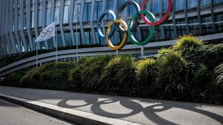 A Nemzetközi Olimpiai Bizottság (NOB) pénzzel is támogatja a háború sújtotta ukrán olimpiai közösséget - adta hírül honlapján a testület.