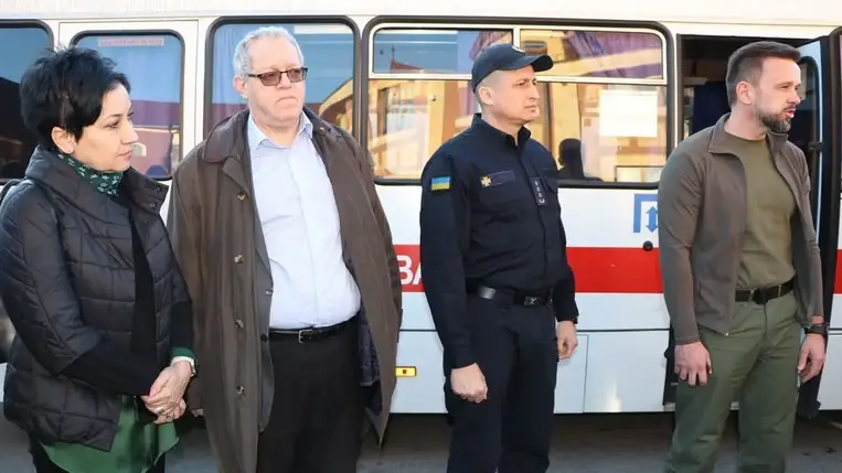 Magyarországra érkeztek a Doneck megyei katasztrófavédelmi dolgozók családtagjai