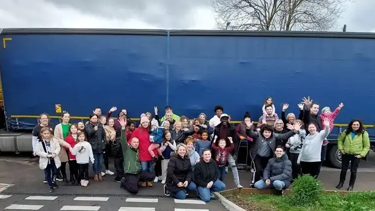 Segélyakció Walesben