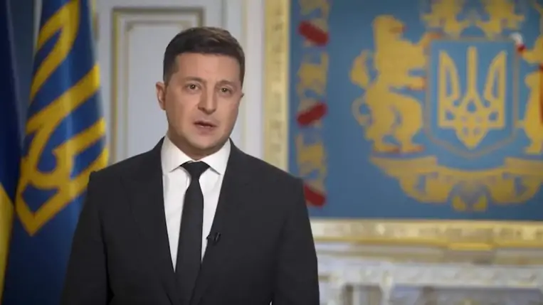 Zelenszkij visszahívta az ukrán békefenntartókat a világ összes missziójáról 