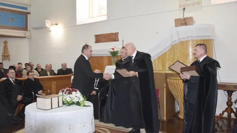 Hálaadás Verbőcön a megújult templomért. Fotó: Kovács Erzsébet