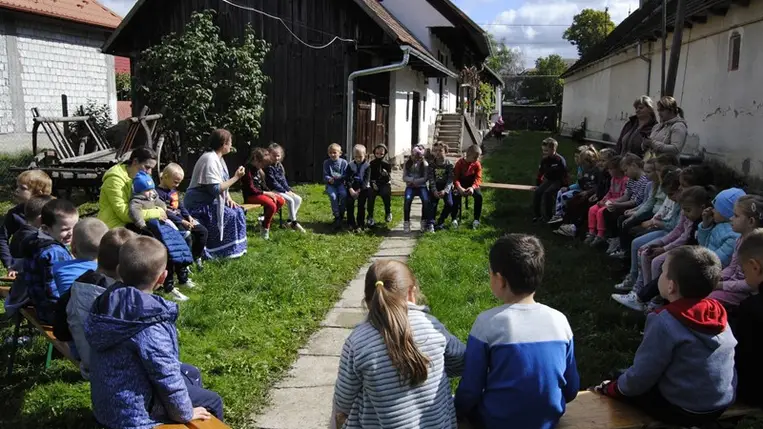 Évadnyitó szüreti foglalkozás a Nagyberegi Tájházban. (Fotó: Kovács Erzsébet)