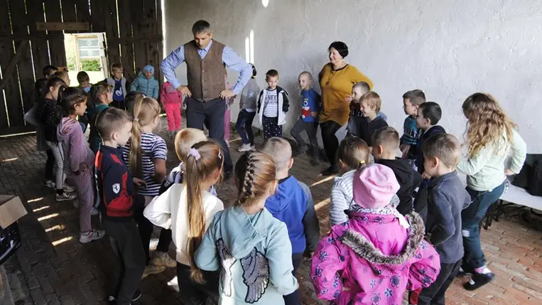 Évadnyitó szüreti foglalkozás a Nagyberegi Tájházban. (Fotó: Kovács Erzsébet)