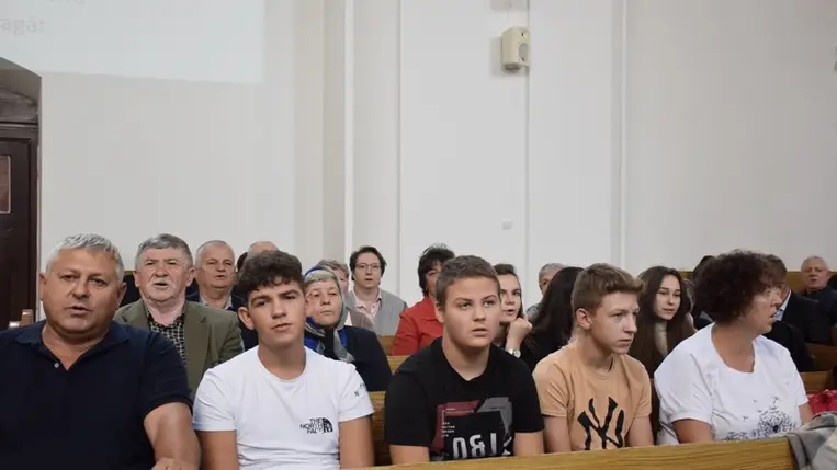 Hálaadó istentisztelet Beregszászon