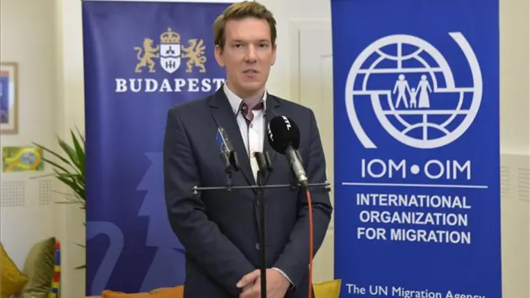 Bagaméri Dániel, a Nemzetközi Migrációs Szervezet (IOM) Magyarország vezetője beszédet mond az ukrajnai háború elől menekülők megsegítésére létrehozott Budapest Helps információs és közösségi központ megnyitóján a belvárosi Bárczy István utcában 2022. szeptember 5-én. MTI/Soós Lajos