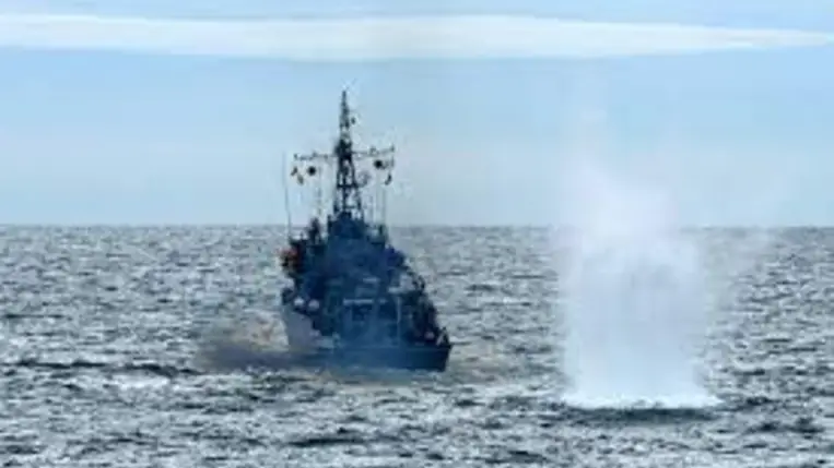 Aknának ütközött és megsérült a román haditengerészet egy hajója a Fekete-tengeren