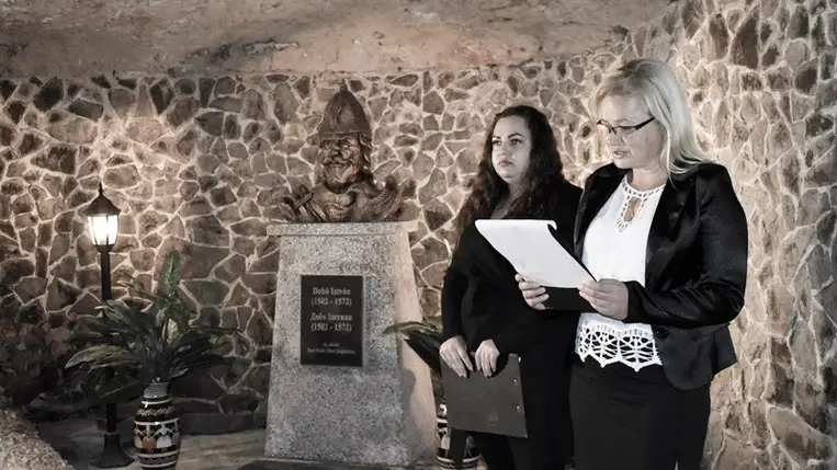 Főhajtás Dobó István emléke előtt