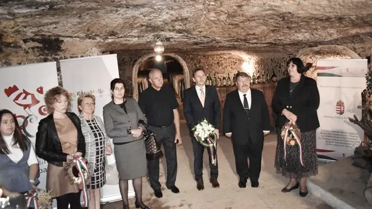 Főhajtás Dobó István emléke előtt