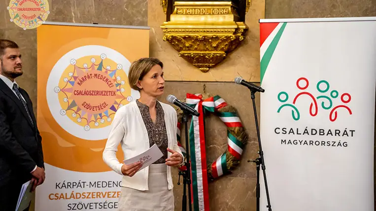 Kárpátaljai Magyar Nagycsaládosok az Országházban