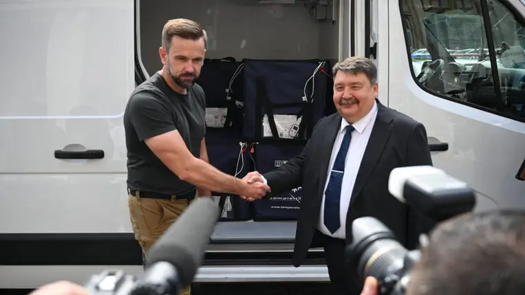 Több mint 40 ezer adag koronavírus elleni vakcinát adományozott a magyar kormány Ukrajnának