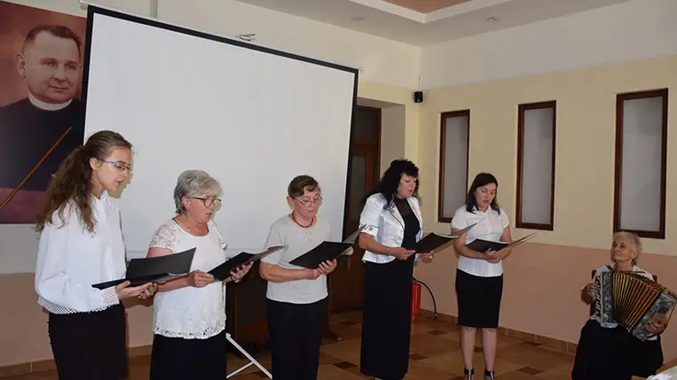 Megemlékezés a Beregszászi KÉSZ szervezésében - Az Ómagyar Mária-siralom nemzeti ereklyénk. Fotó: Kovács Erzsébet