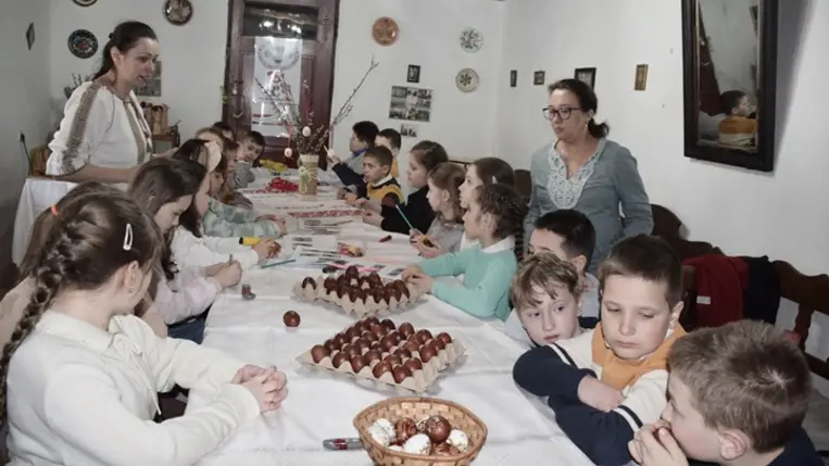 A húsvéti ünnepkör szokásai a Nagyberegi Tájházban. Fotó: Kárpátinfo/Kovács Elemér