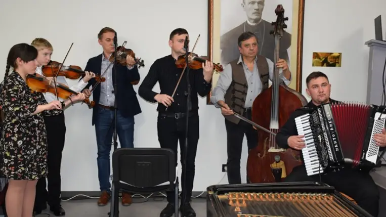 A Rezeda Folkműhely évzáró gáláján - Karácsonyi hangulatban. Fotó: Kárpátinfo/Kovács Elemér