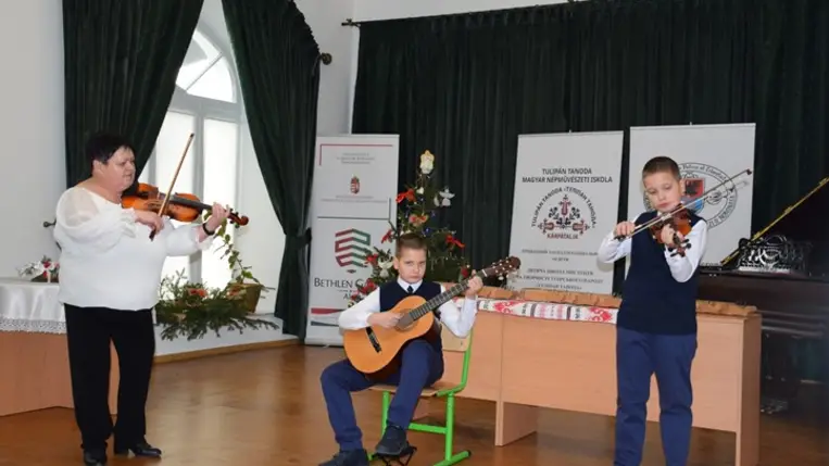 Ünnepváró koncert a Tulipán Tanodákban. Fotó: Kárpátinfo/Kovács Erzsébet