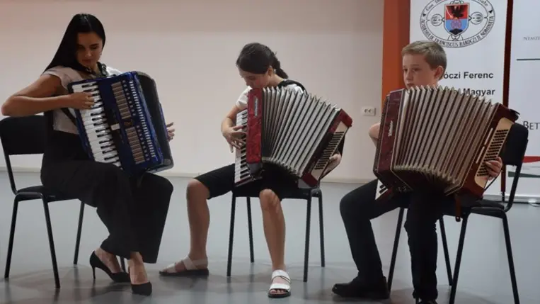 A XIII. Bereg-vidéki Népzenei és Néptánctábor gáladélutánján. Fotó: Kovács Elemér