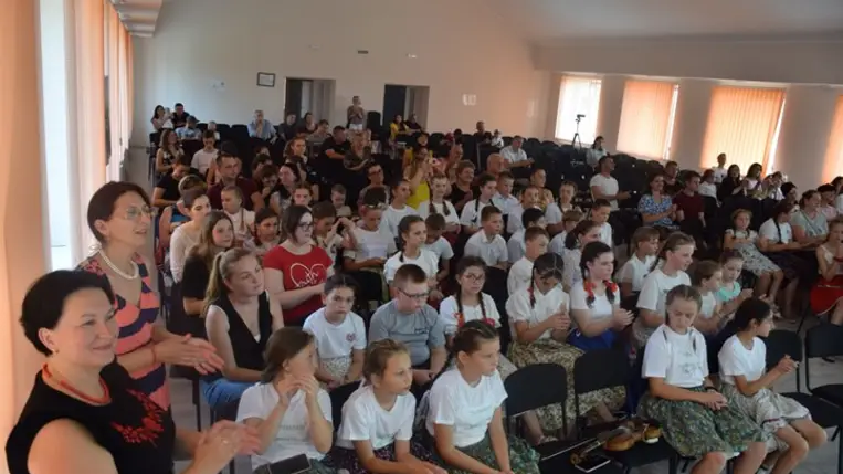 A XIII. Bereg-vidéki Népzenei és Néptánctábor gáladélutánján. Fotó: Kovács Elemér