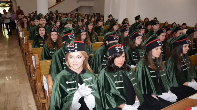 Diplomaátadó ünnepség a beregszászi Rákóczi Főiskolán. Fotó: Kárpátinfo/Kovács Erzsébet