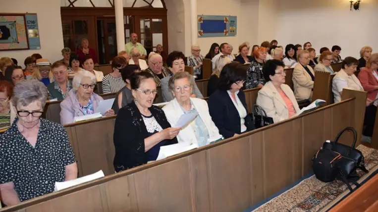 Harangszentelő hálaadó istentisztelet Munkácson. Fotó: Kovács Erzsébet