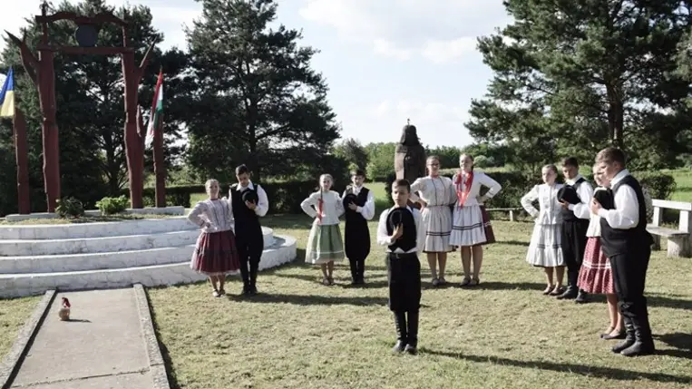 Ünnepség Tiszacsomán. Fotó: Kárpátinfo/Kovács Elemér