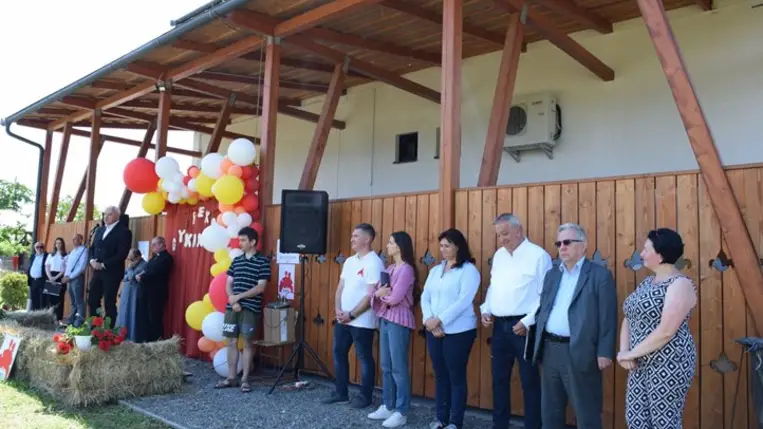 Gyermeknap a nagycsaládosoknál a Tiszacsomai Látogatóközpont területén. Fotó: Kárpátinfo/Kovács Erzsébet