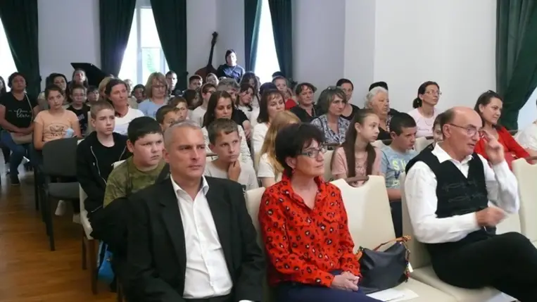 Összetartozás napi program a Perényi Kultúrkúriában. Fotó: Kárpátinfo/Kovács Erzsébet