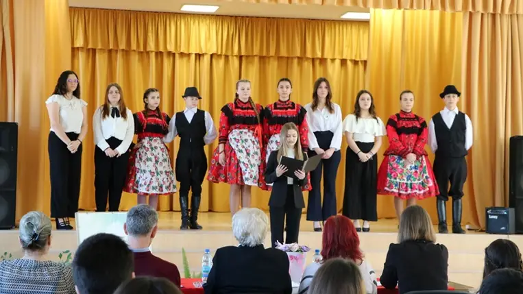 A szép magyar beszéd ünnepe a Nagydobronyi Líceumban.