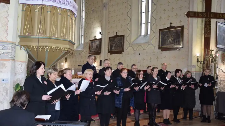 Március 15.: ünnepség Beregszászon. (Fotó: Kárpátinfo/Kovács Elemér)