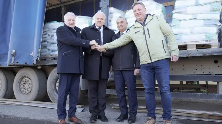 Kukoricavetőmaggal segítik kárpátaljai sorstársaikat a magyar gazdák.