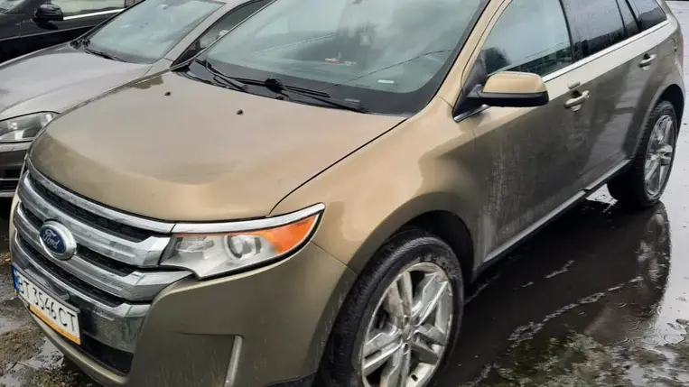 Egyszerre három autót foglaltak le egy grúz férfitól a kárpátaljai vámosok (Fotó: Kárpátaljai Vámhivatal)