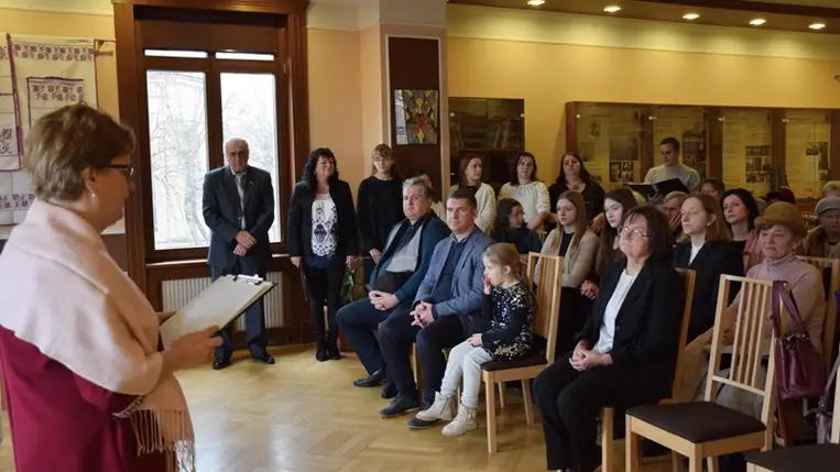 Kiállítás a Beregszászi Keresztény Értelmiségiek Szövetsége szervezésében. Fotó: Kovács Elemér