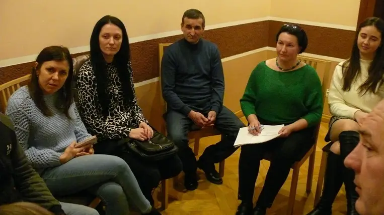 Helyi összekötők találkozója a Kárpátaljai Magyar Nagycsaládosok Egyesületében. (Fotó: Kovács Erzsébet)