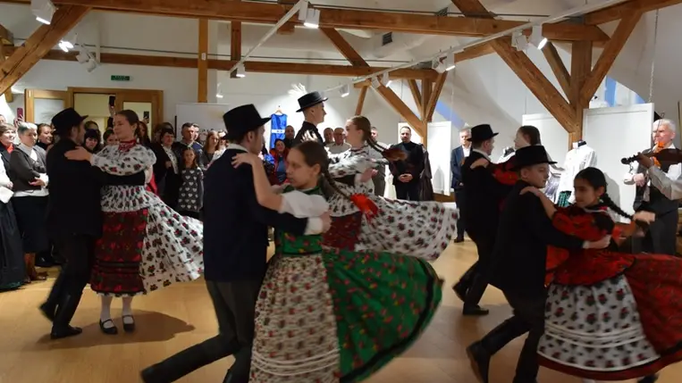 Népviseletkiállítás a Munkácsy Mihály Magyar Házban. Fotó: Kovács Erzsébet