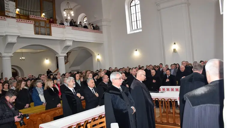 Püspökbeiktatás Beregszászon. Fotó: KárpátInfo/Kovács Erzsébet