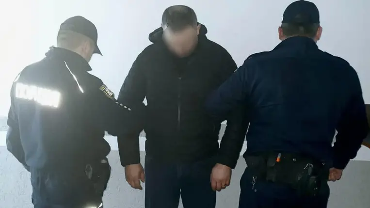 Több mint egymillió hrivnyát loptak el egy házból Kárpátalján