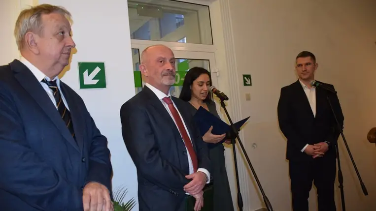 Csortos Gyula-emléktábla avató a Munkácsy Mihály Magyar Házban. (Fotó: Kárpátinfo/Kovács Erzsébet)