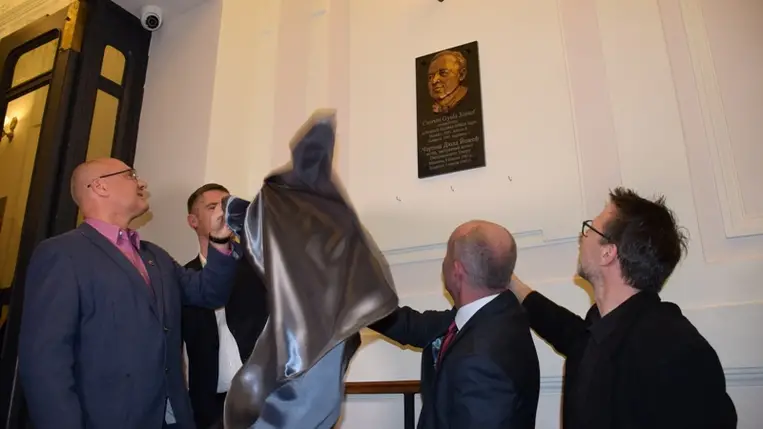 Csortos Gyula-emléktábla avató a Munkácsy Mihály Magyar Házban. (Fotó: Kárpátinfo/Kovács Erzsébet)