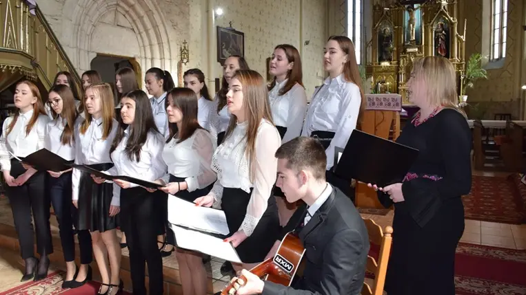 A Rákóczi Főiskola Szakgimnáziumának diplomaátadó ünnepségén. (Fotó: Kárpátinfo/Kovács Elemér)