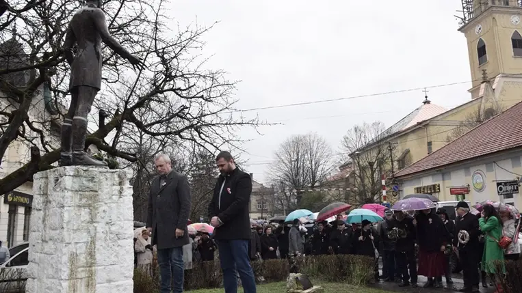 Március 15.: ünnepség Beregszászon. (Fotó: Kárpátinfo/Kovács Elemér)