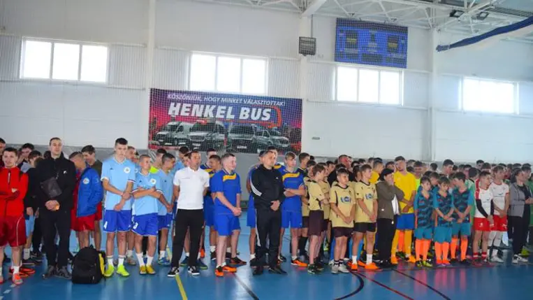 A XII. Buzánszky Jenő Labdarúgó Kupán - Örömfoci 29 csapat részvételével